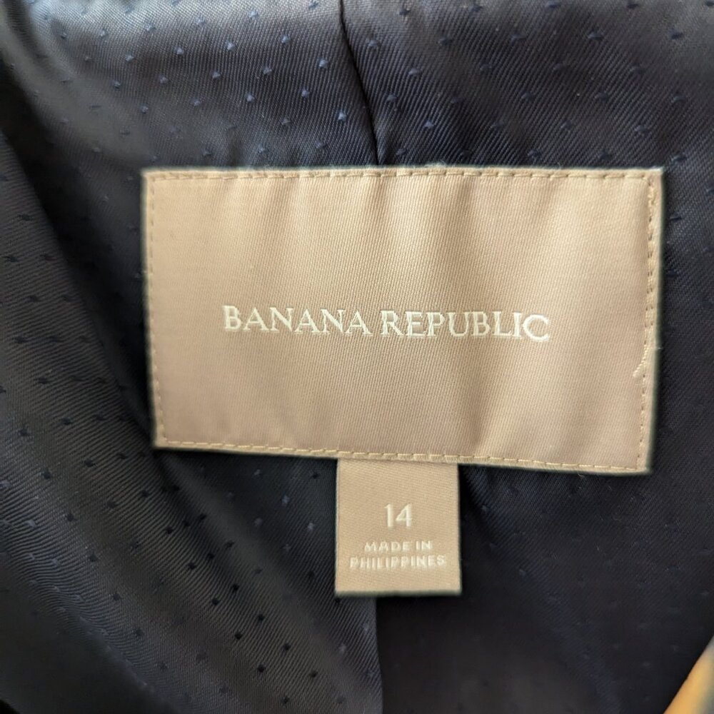 Banana Republic Navy Blue Pinstripe Wool Blazer  - Size 14 - Picture 4 of 10